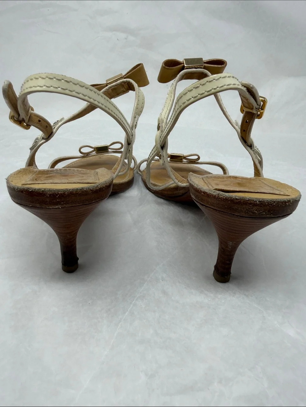 Tory Burch Kailey Size 9 Beige Patent Leather Slingback Sandals